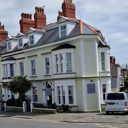 Christleton House Hotel ลันดิดโน ภายนอก รูปภาพ
