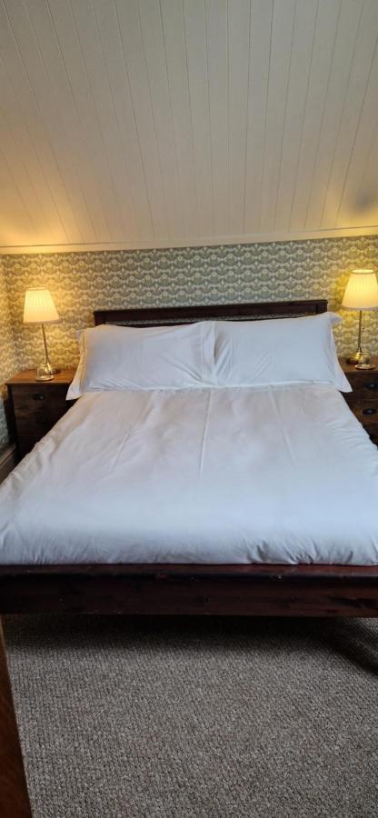 Christleton House Hotel ลันดิดโน ภายนอก รูปภาพ