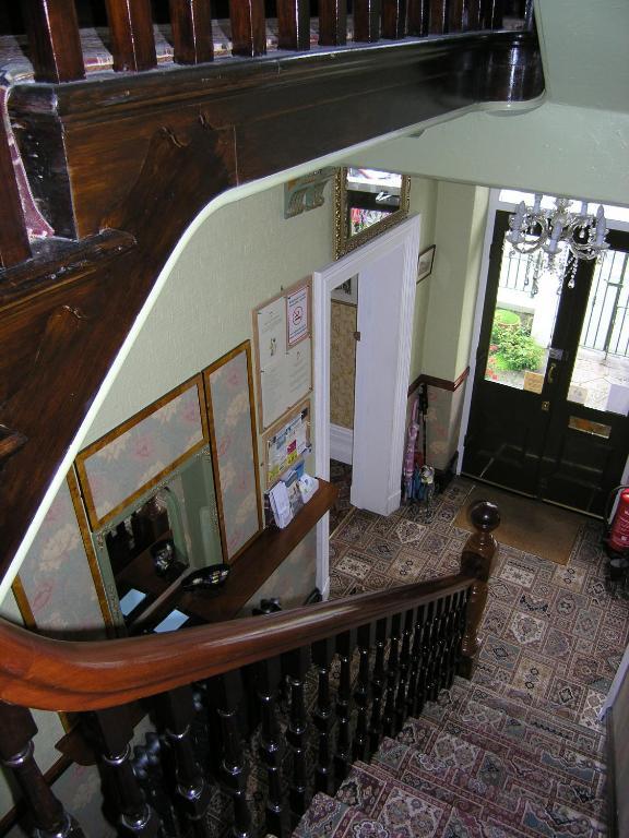 Christleton House Hotel ลันดิดโน ภายนอก รูปภาพ